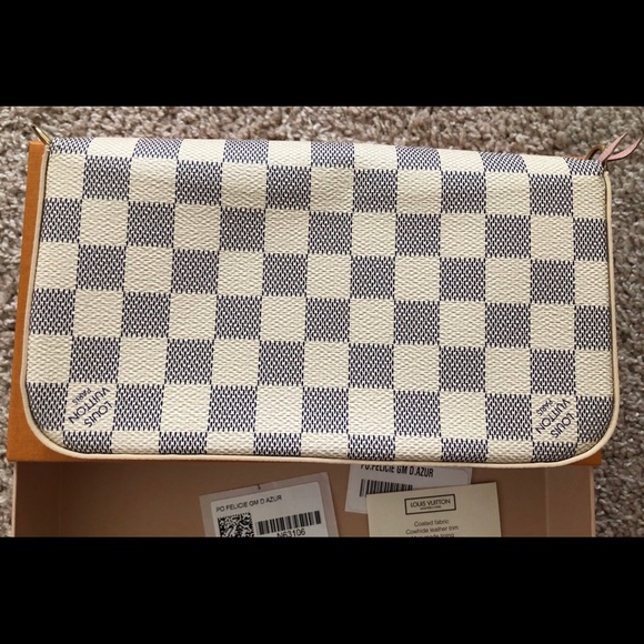 Louis Vuitton Felcie GM D Azur Pink Interior - Picture 2 of 5